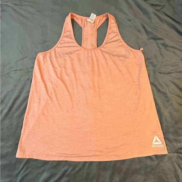 Reebok Sleeveless Tank Top
#1135 - Picture 1 of 6